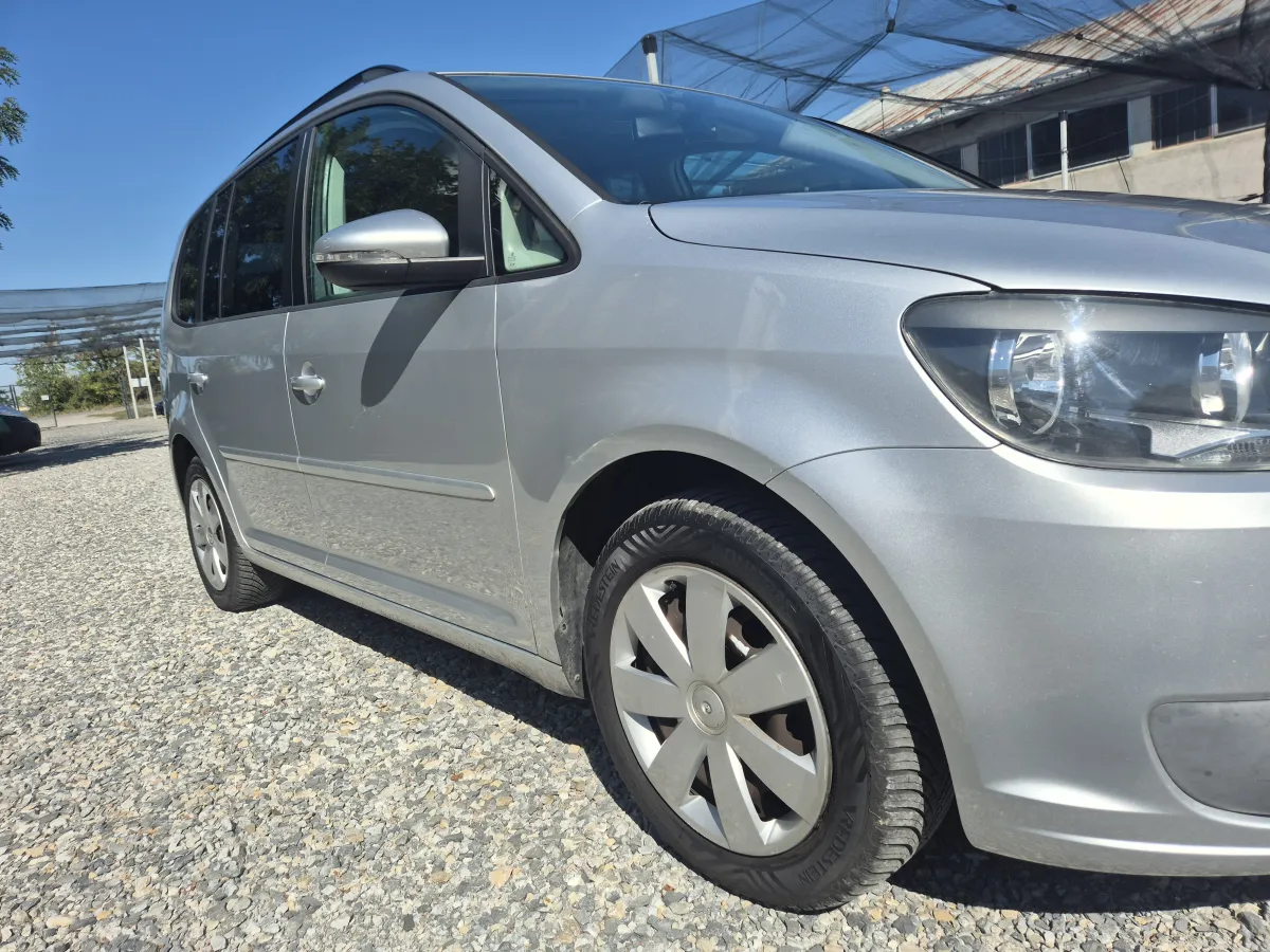 Volkswagen Touran 1.6 tdi (2011) - slika 9