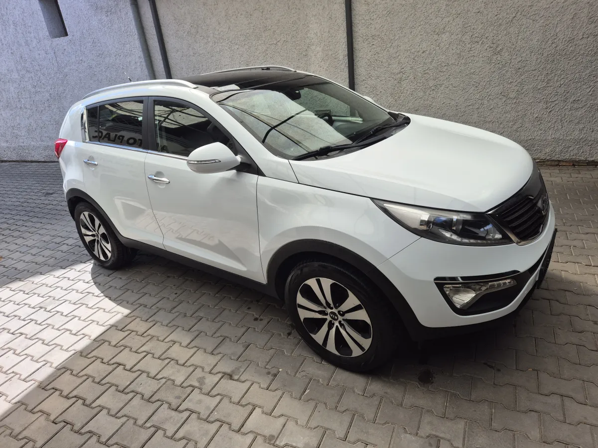 Kia Sportage 1.7 crdi (2012) - slika 2