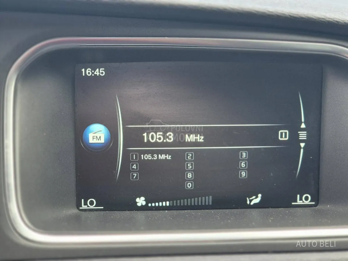 Volvo V40 2.0 d3 (2015) - slika 30