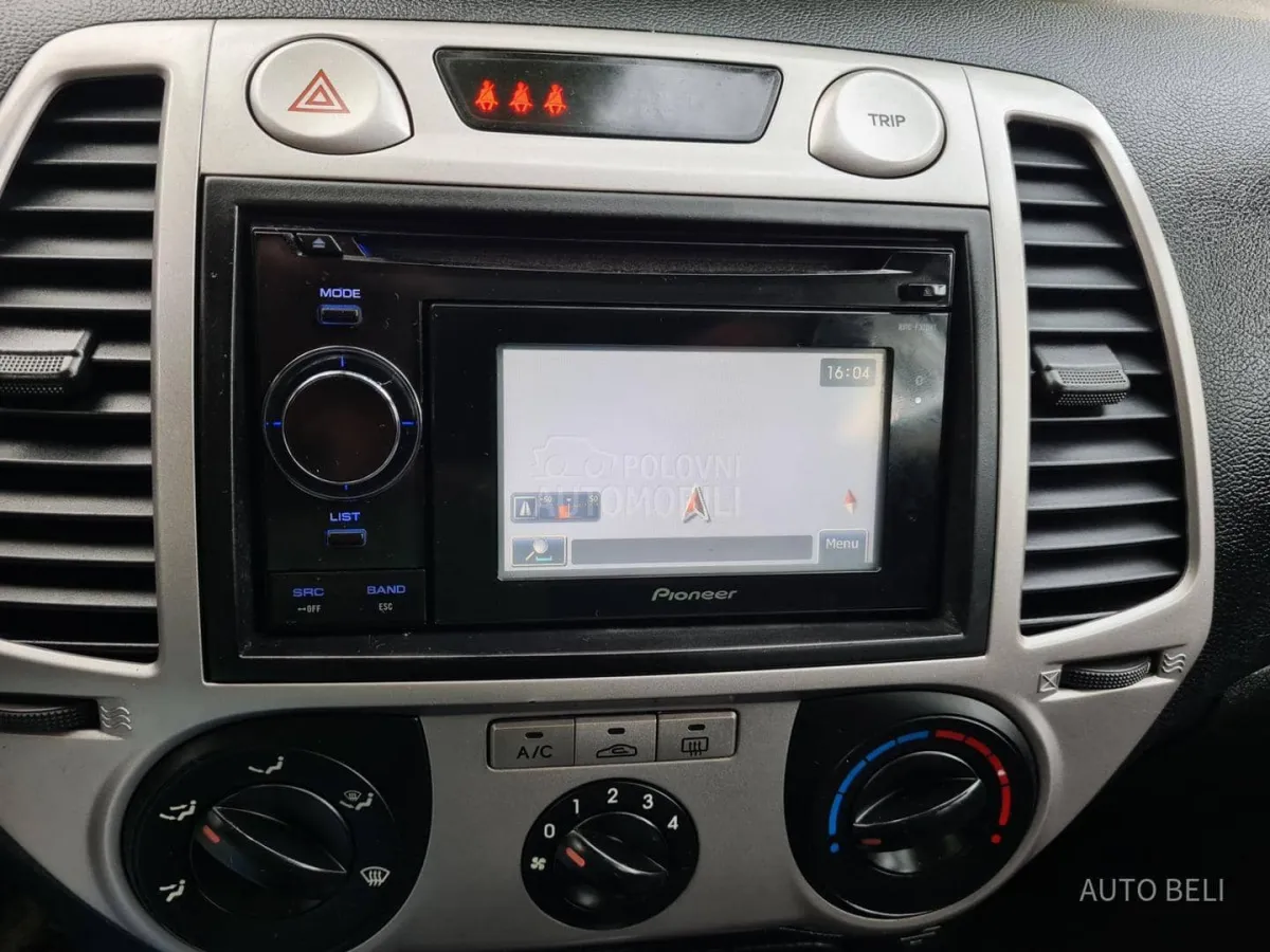 Hyundai i20 1.4 crdi (2011) - slika 37