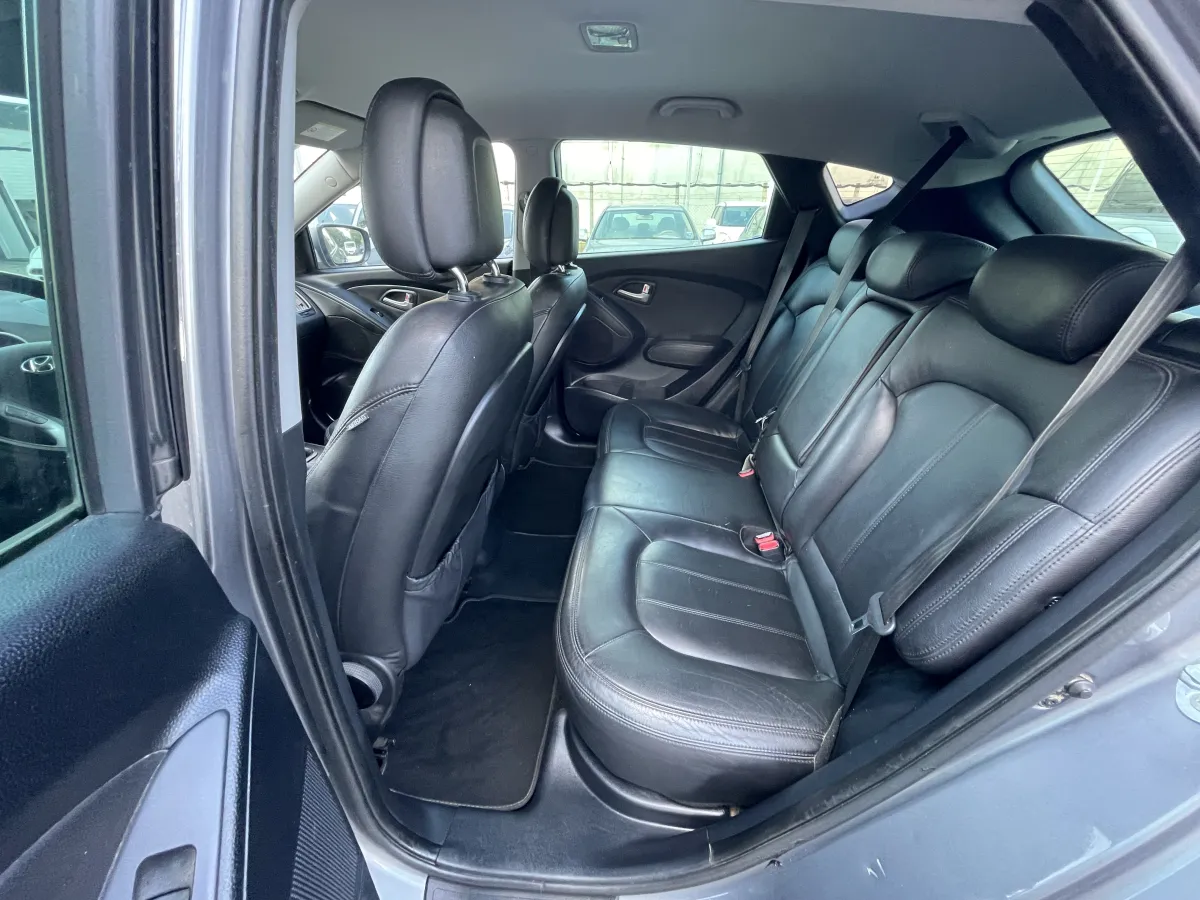 Hyundai ix35 1.6 2WD (2013) - slika 25