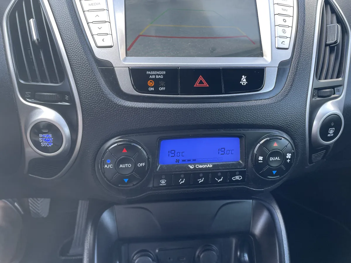 Hyundai ix35 1.6 2WD (2013) - slika 21