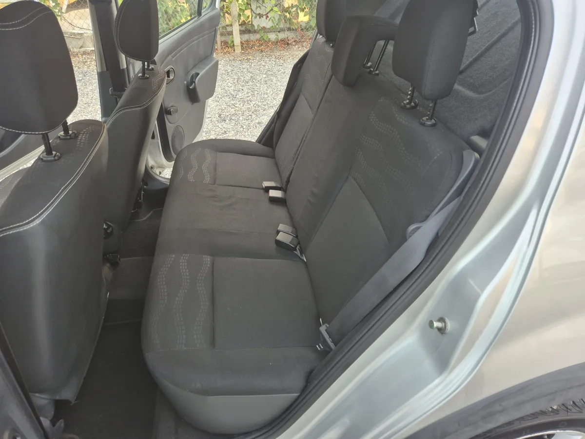 Dacia Stepway 1.6 lpg (2012) - slika 17