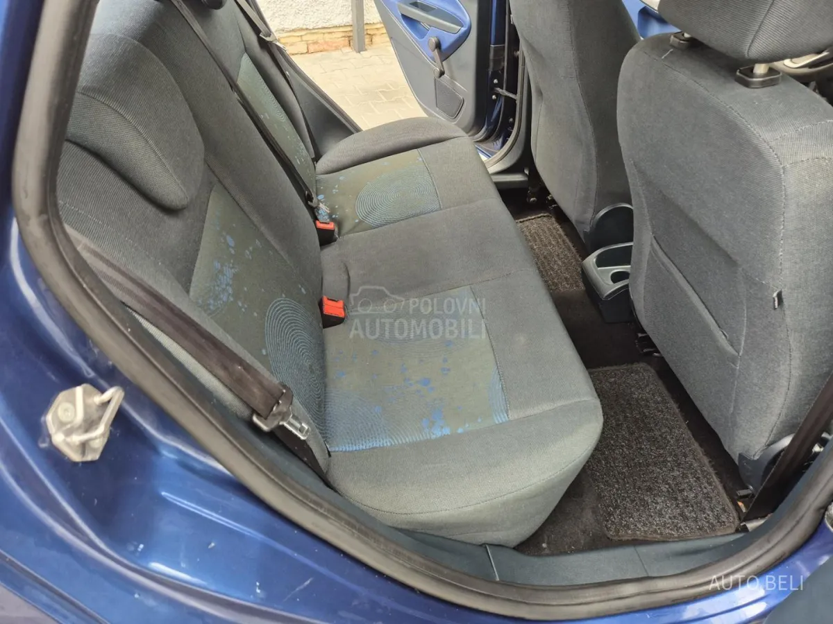 Ford Fiesta 1.25 (2009) - slika 22