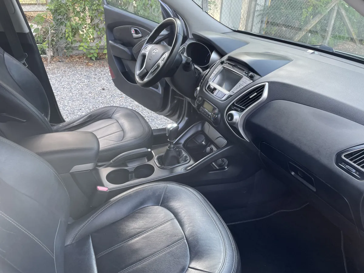 Hyundai ix35 1.6 2WD (2013) - slika 29