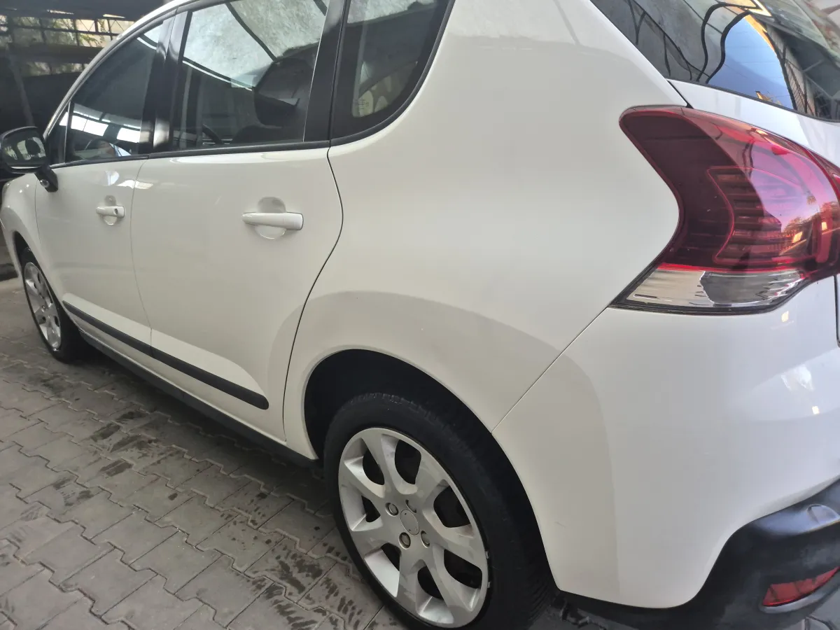 Peugeot 3008 1.6 HDI (2014) - slika 10