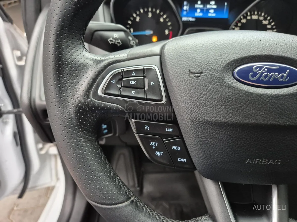 Ford Focus 1.5 ST-Line (2017) - slika 41