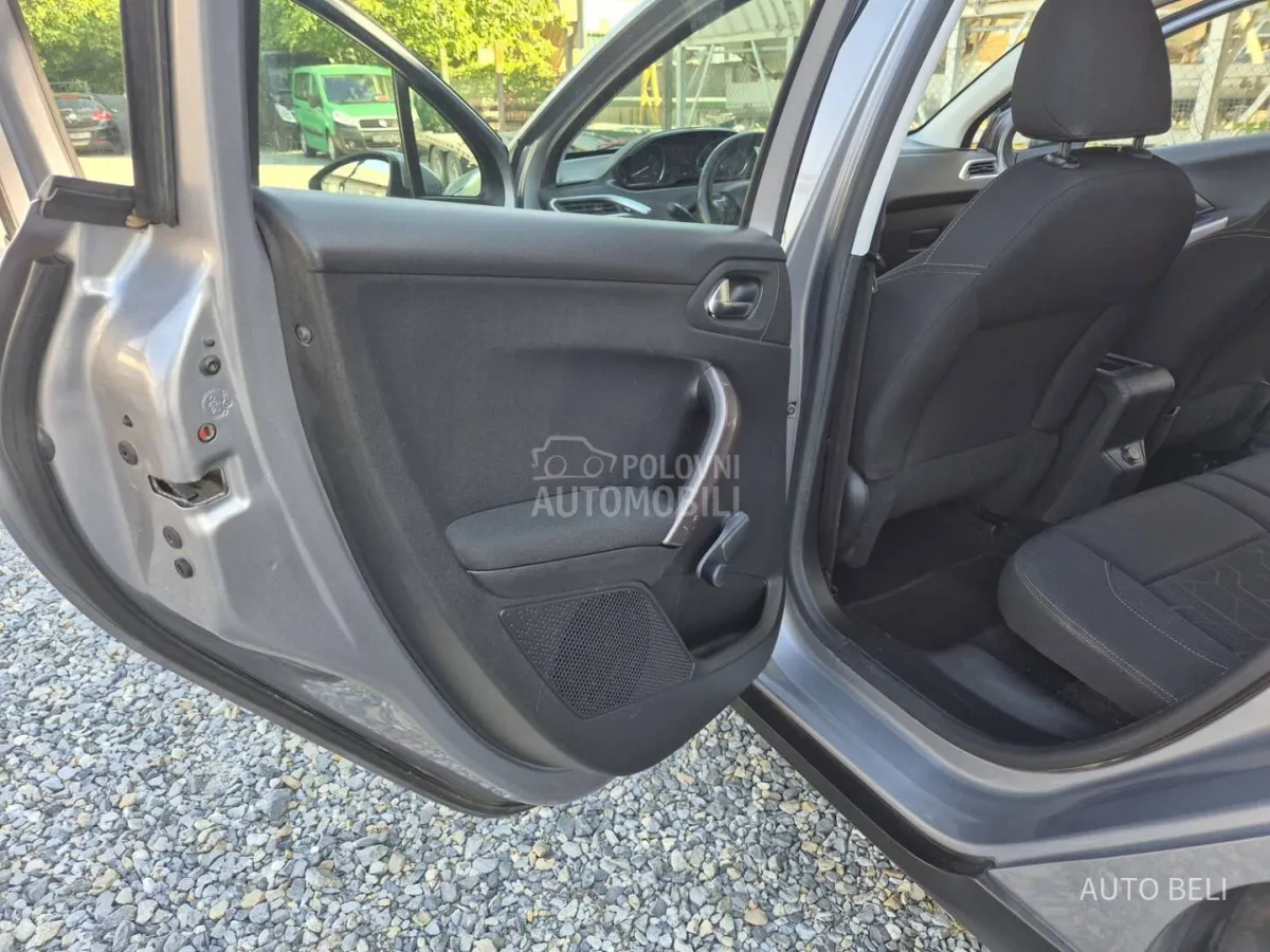 Peugeot 2008 1.4 hdi (2014) - slika 13