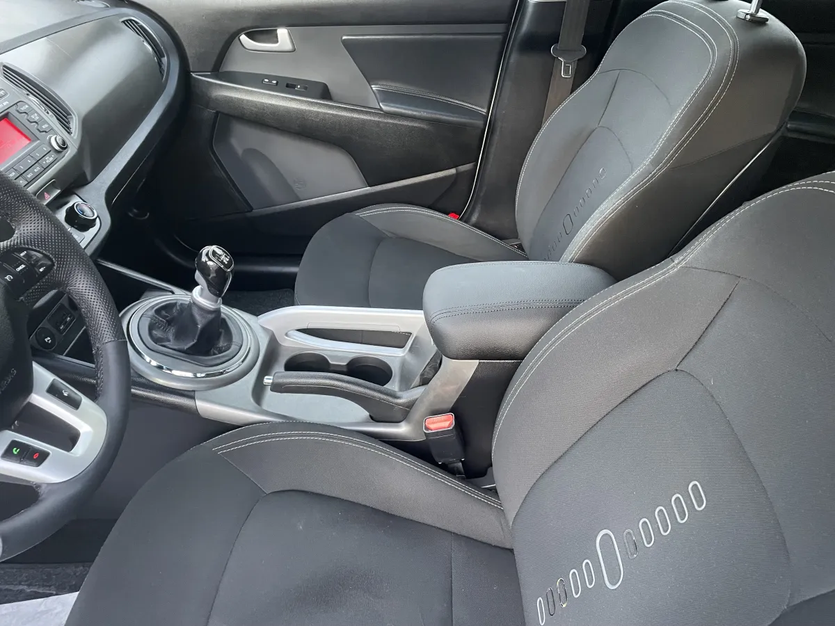 Kia Sportage 1.7 CRDi (2014) - slika 28