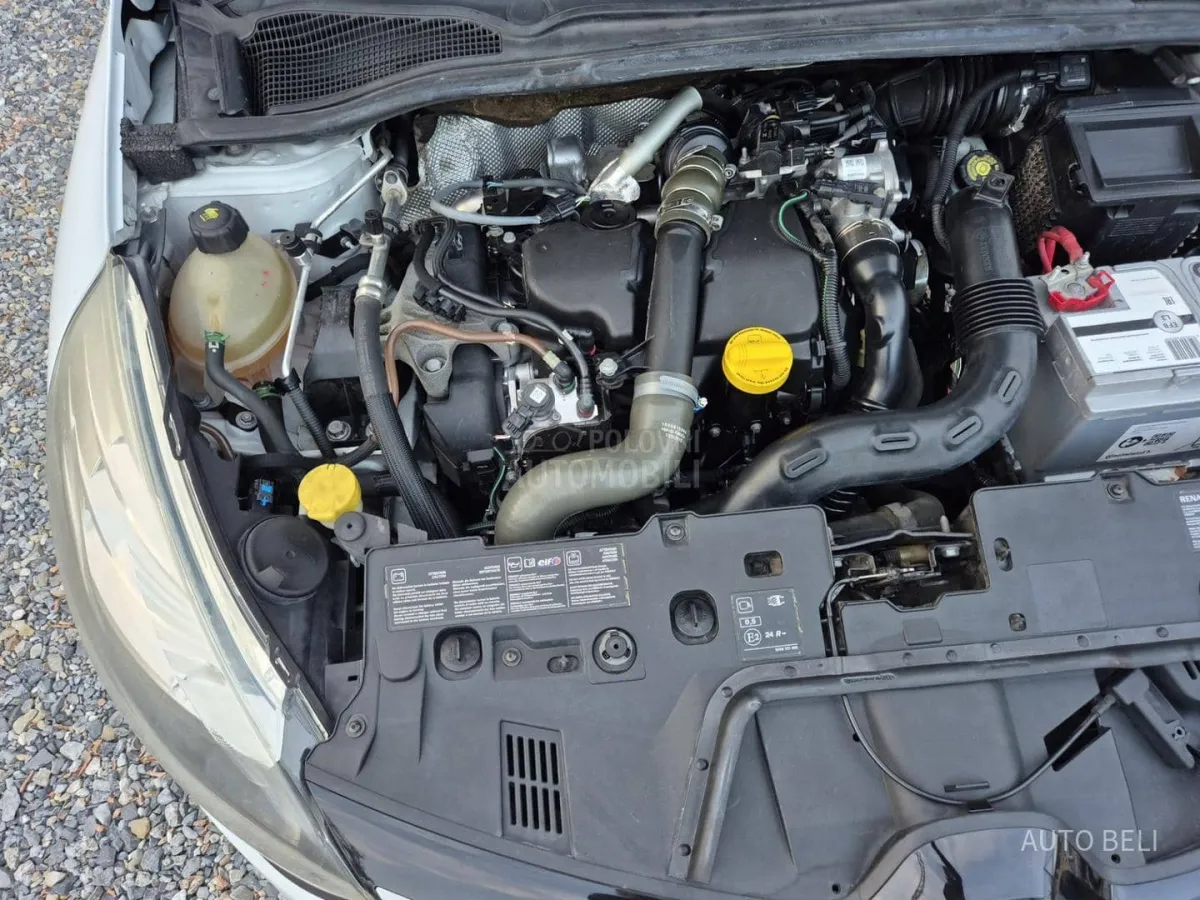 Renault Clio 1.5 dci N1/4mesta (2015) - slika 38
