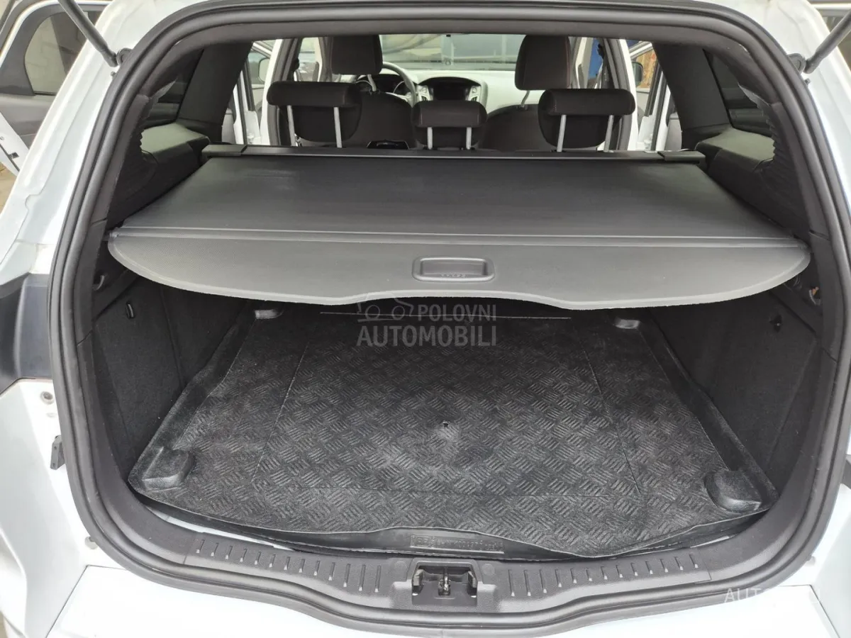 Ford Focus 1.5 ST-Line (2017) - slika 21
