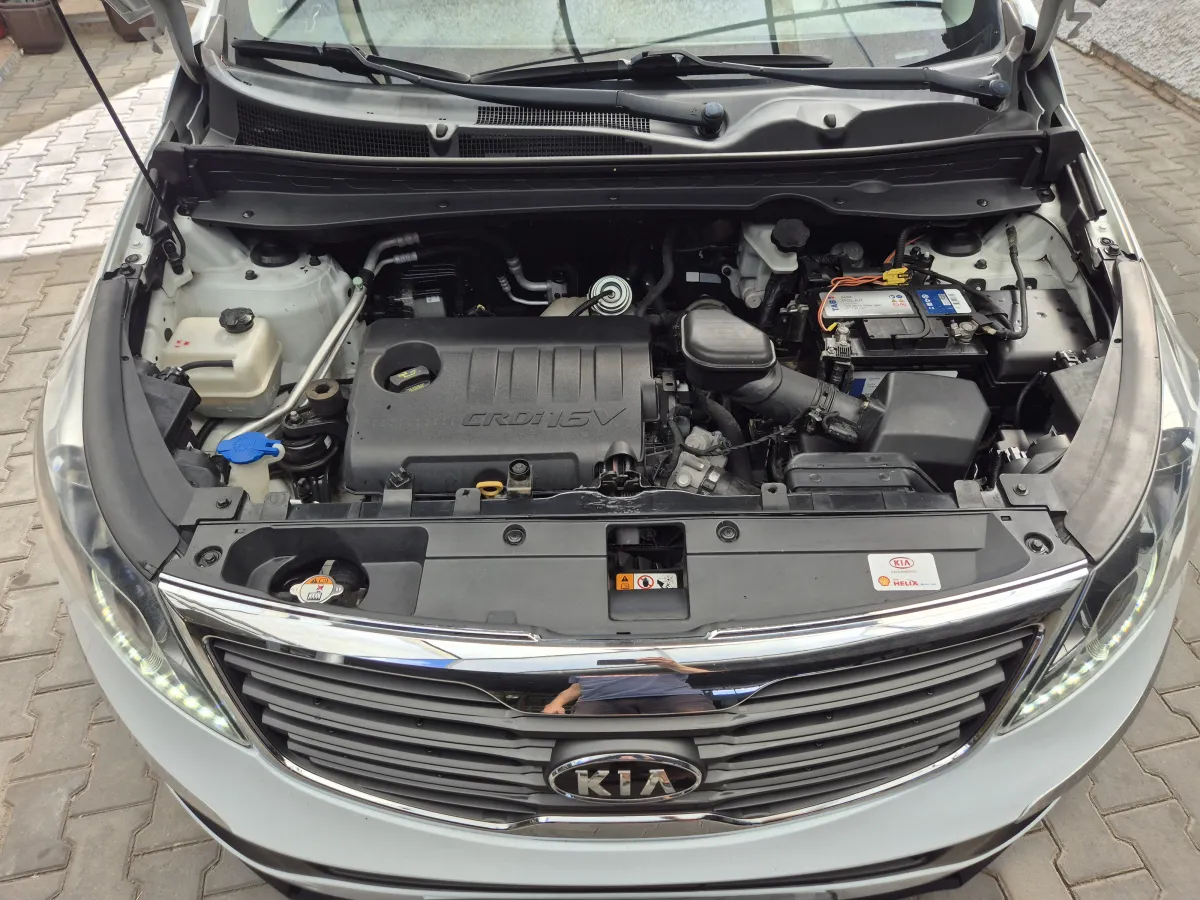 Kia Sportage 1.7 crdi (2012) - slika 43
