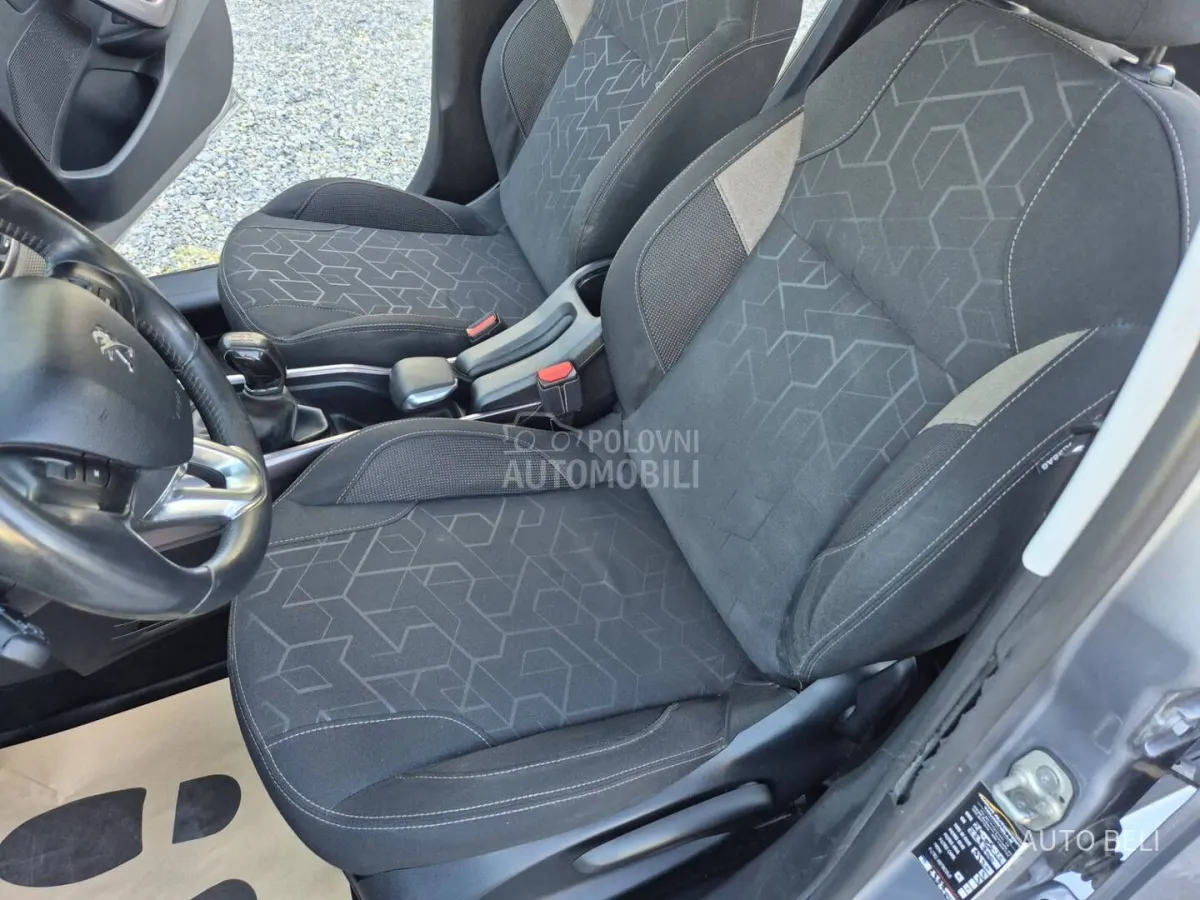 Peugeot 2008 1.4 hdi (2014) - slika 12