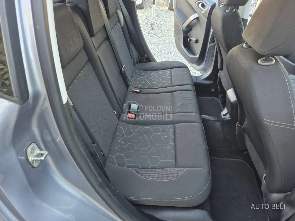 Peugeot 2008 1.4 hdi (2014) - slika 21