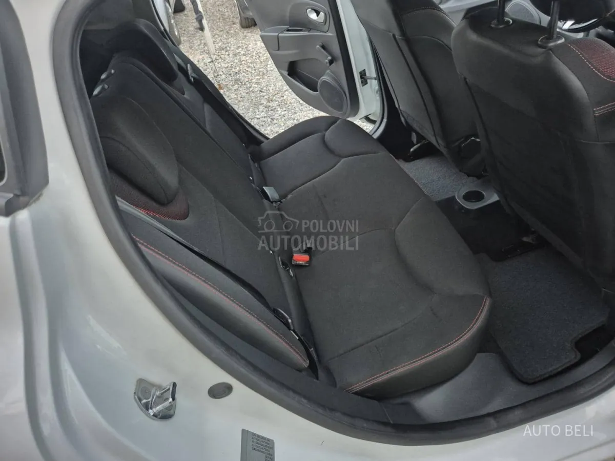 Renault Clio 1.5 dci N1/4mesta (2015) - slika 23