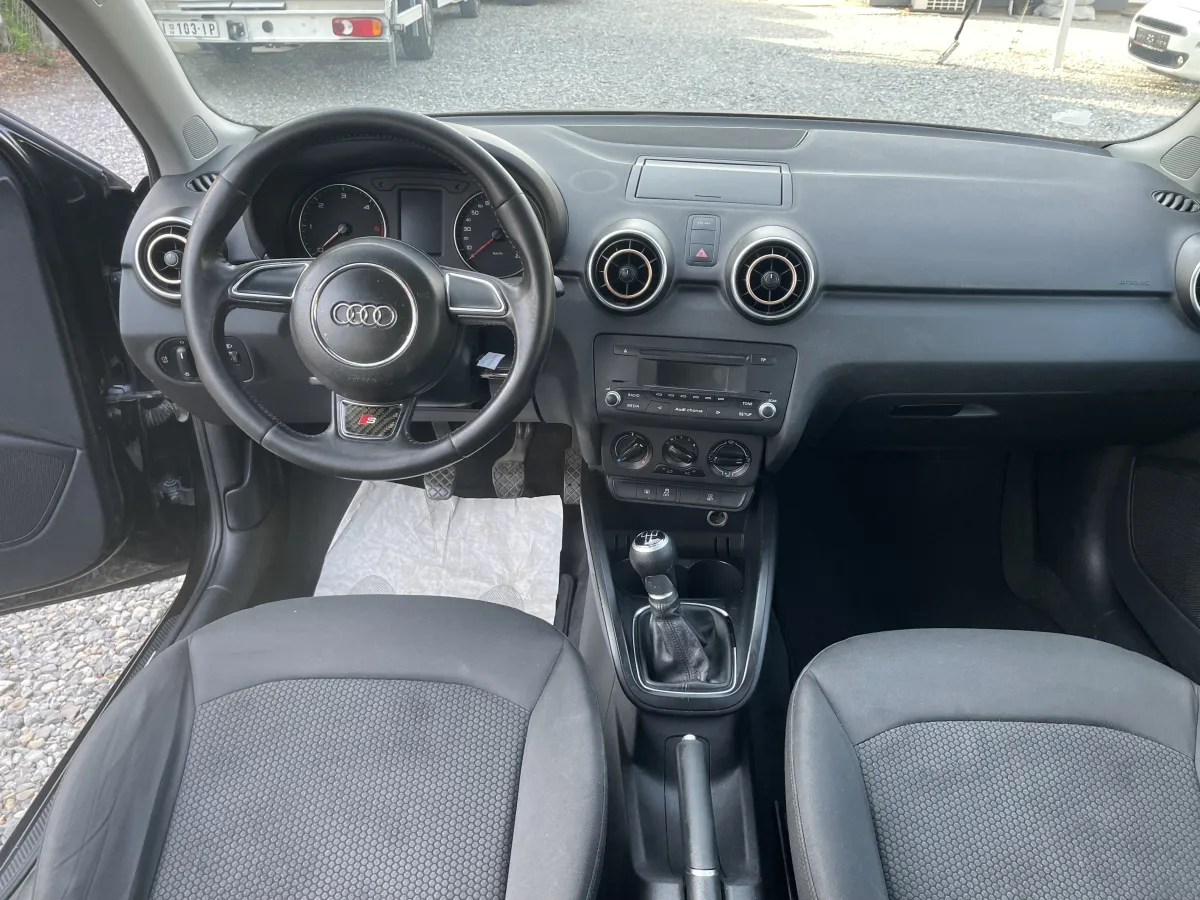 Audi A1 1.6 TDI S-Line (2014) - slika 20