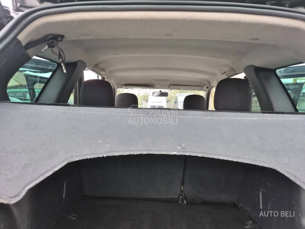 Dacia Duster 1.5 DCI (2012) - slika 19