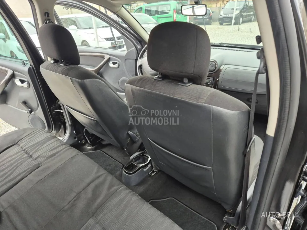 Dacia Duster 1.5 DCI (2012) - slika 22