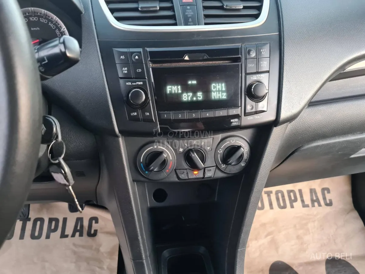 Suzuki Swift 1.3 ddis (2012) - slika 30