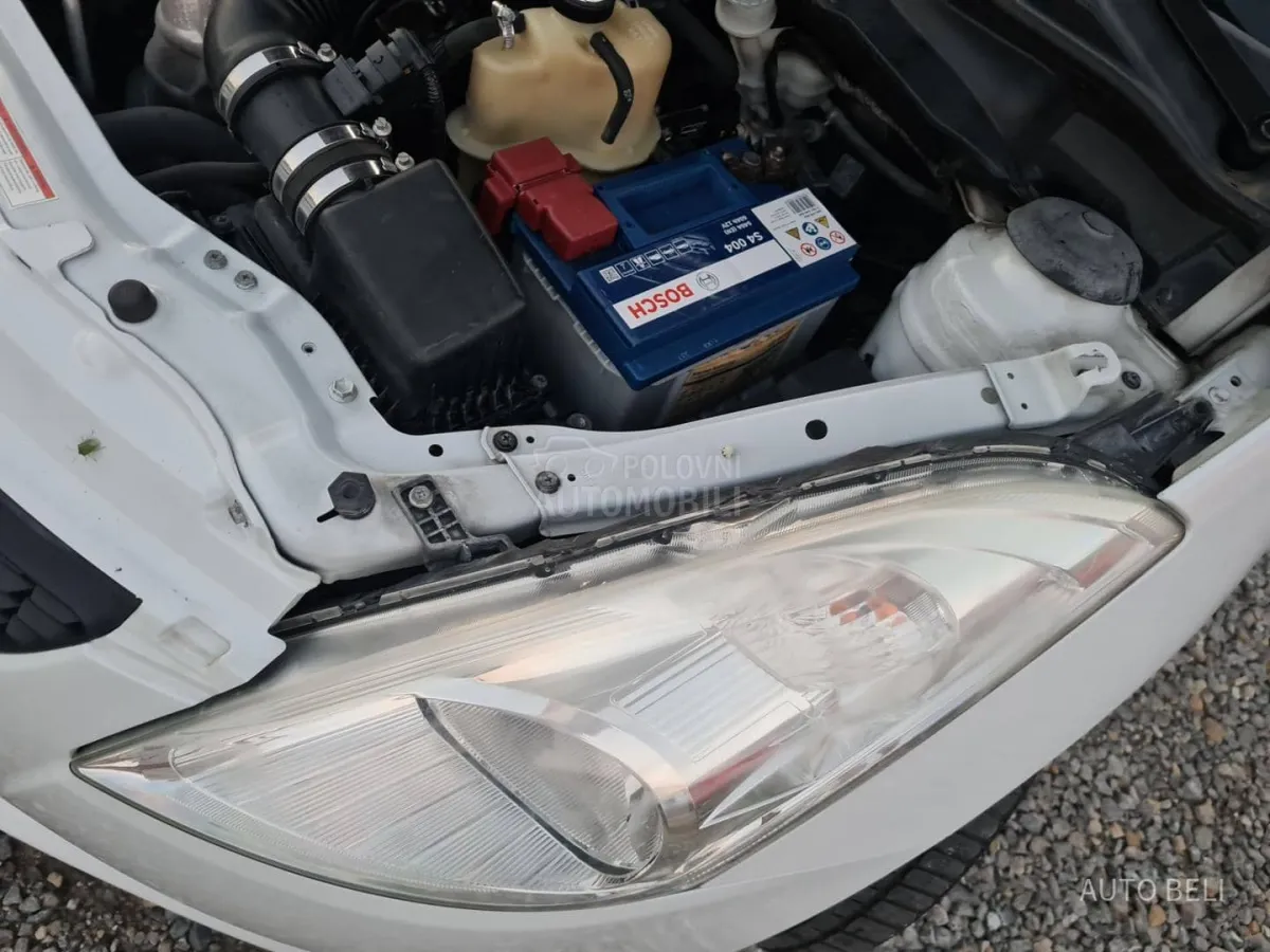 Suzuki Swift 1.3 ddis (2012) - slika 39