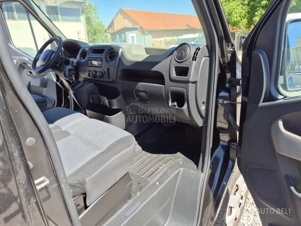 Nissan Nv400 2.3 dci (2015) - slika 18