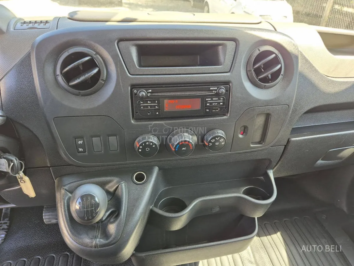 Nissan Nv400 2.3 dci (2015) - slika 22