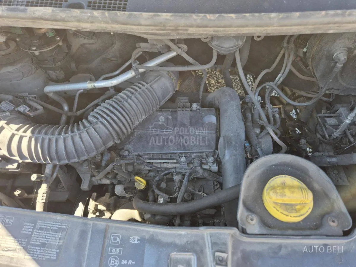 Nissan Nv400 2.3 dci (2015) - slika 35