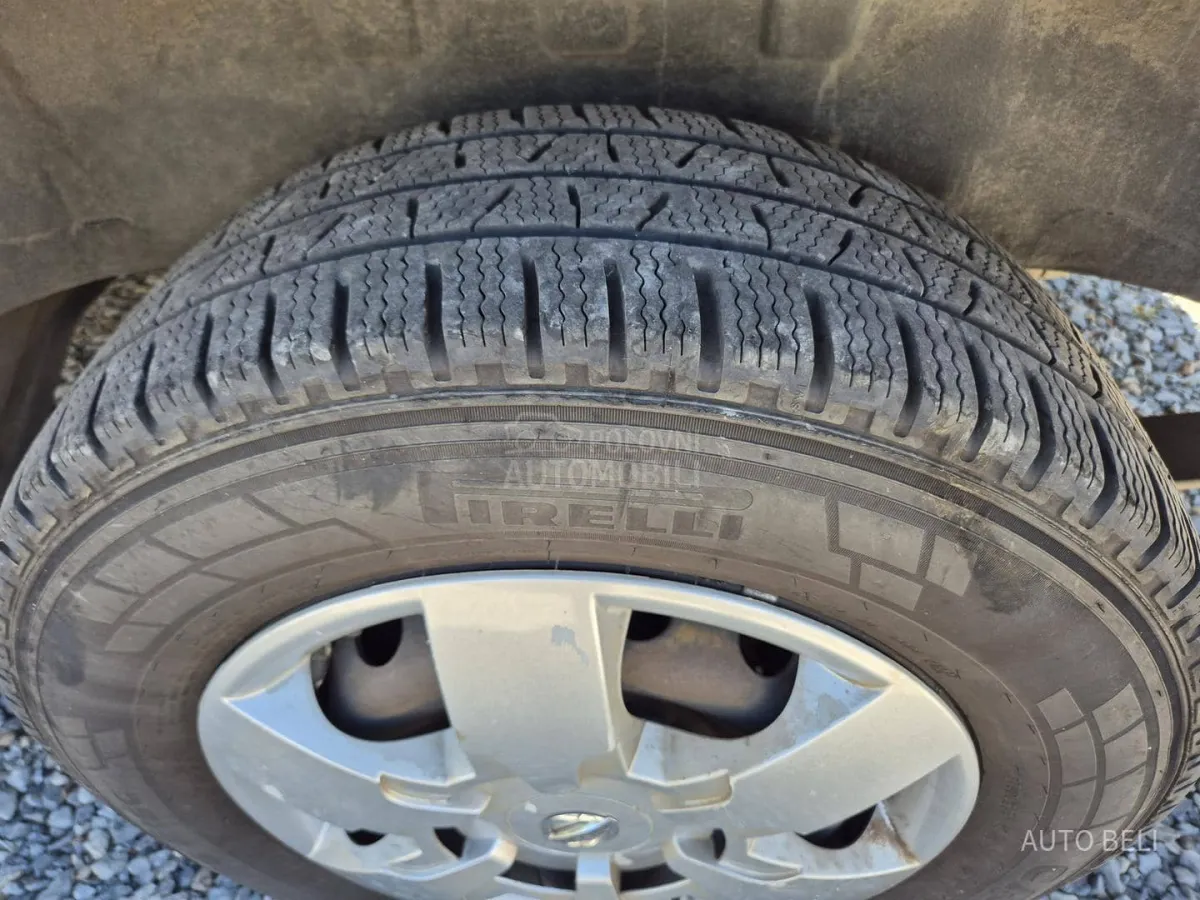 Nissan Nv400 2.3 dci (2015) - slika 38