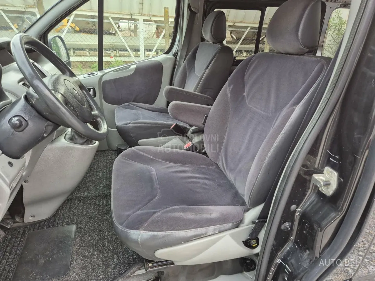 Renault Trafic 2.0 cdti (2010) - slika 14