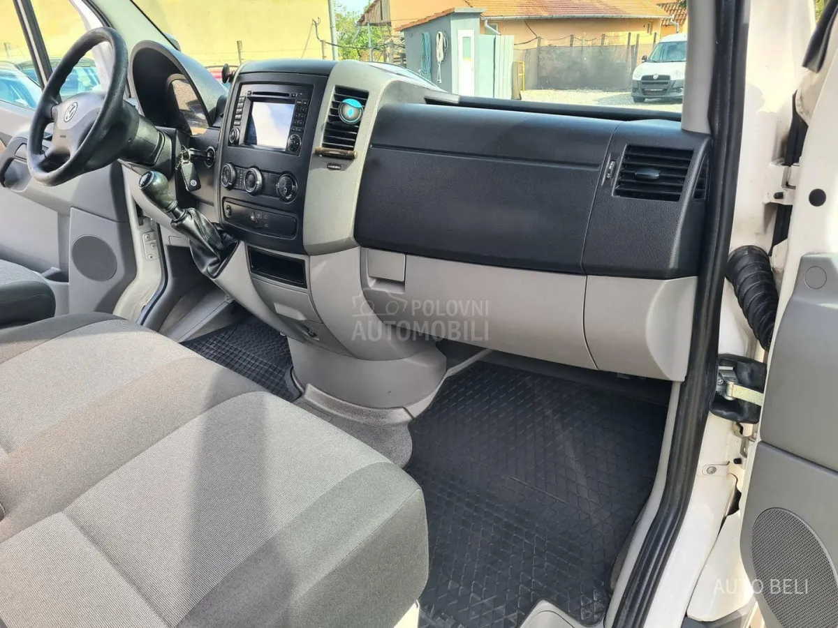 Volkswagen Crafter 2.0 tdi (2016) - slika 17