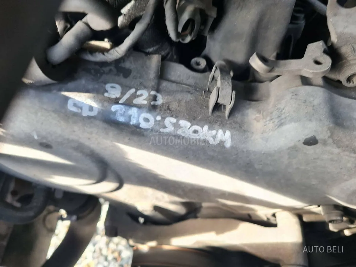 Volkswagen Crafter 2.0 tdi (2016) - slika 32