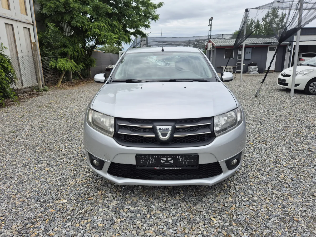Dacia Sandero 1.5 DCI (2014) - slika 2