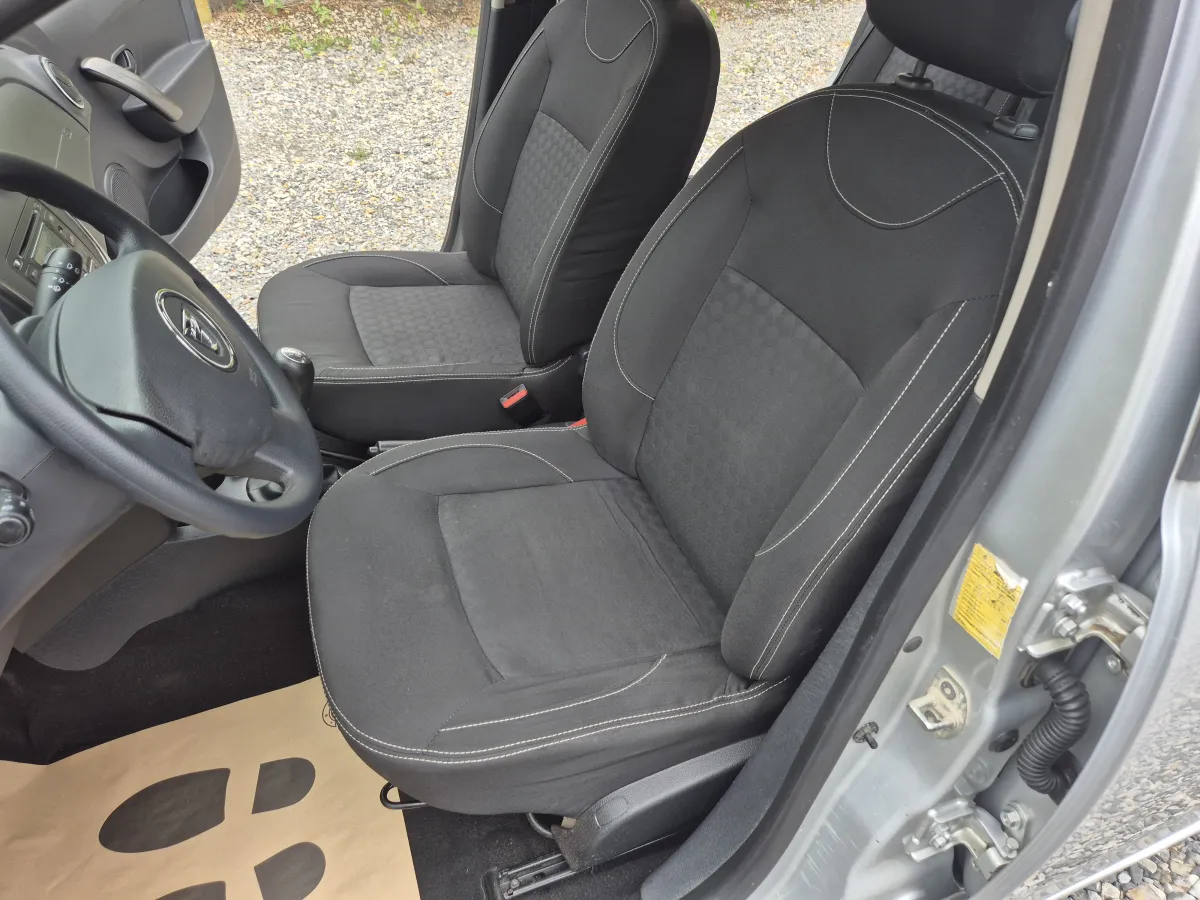 Dacia Sandero 1.5 DCI (2014) - slika 14
