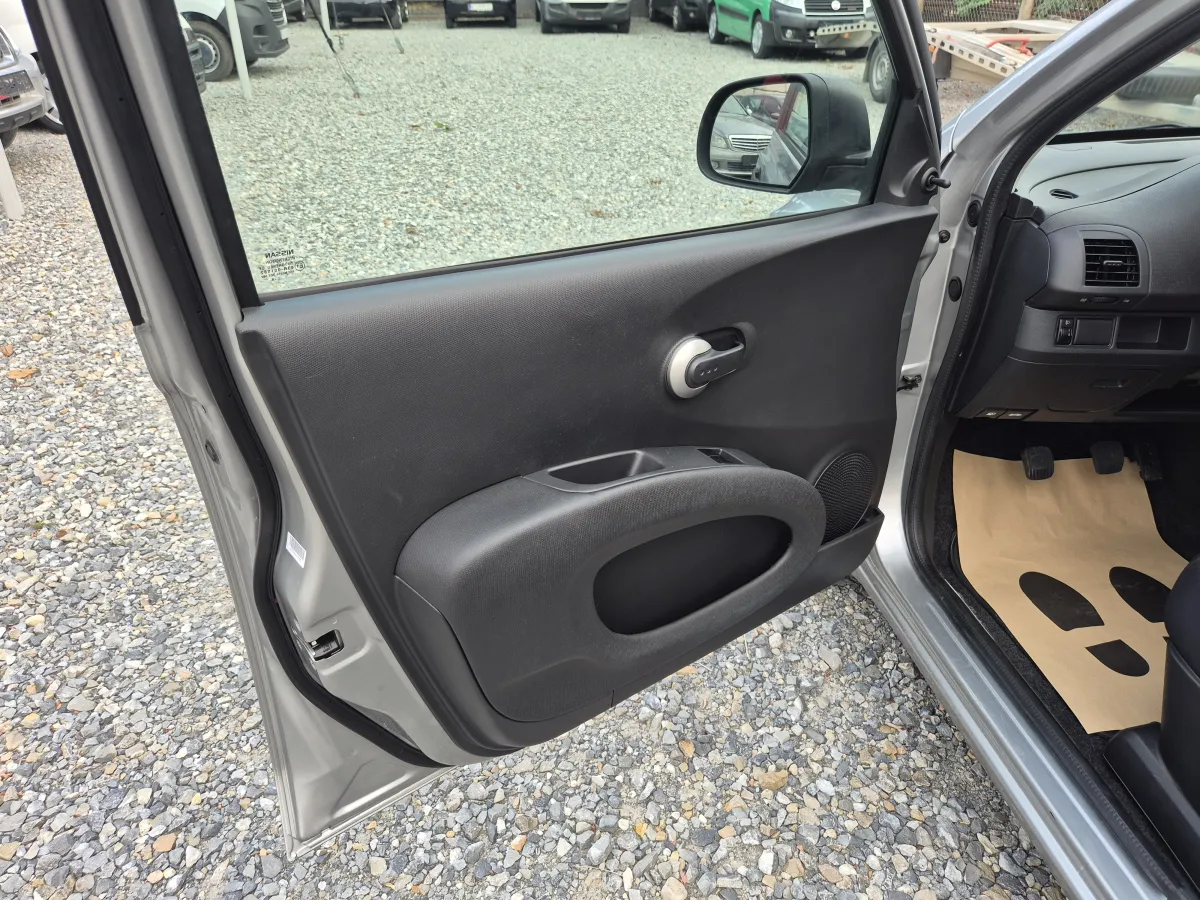 Nissan Micra 1.2 (2010) - slika 12