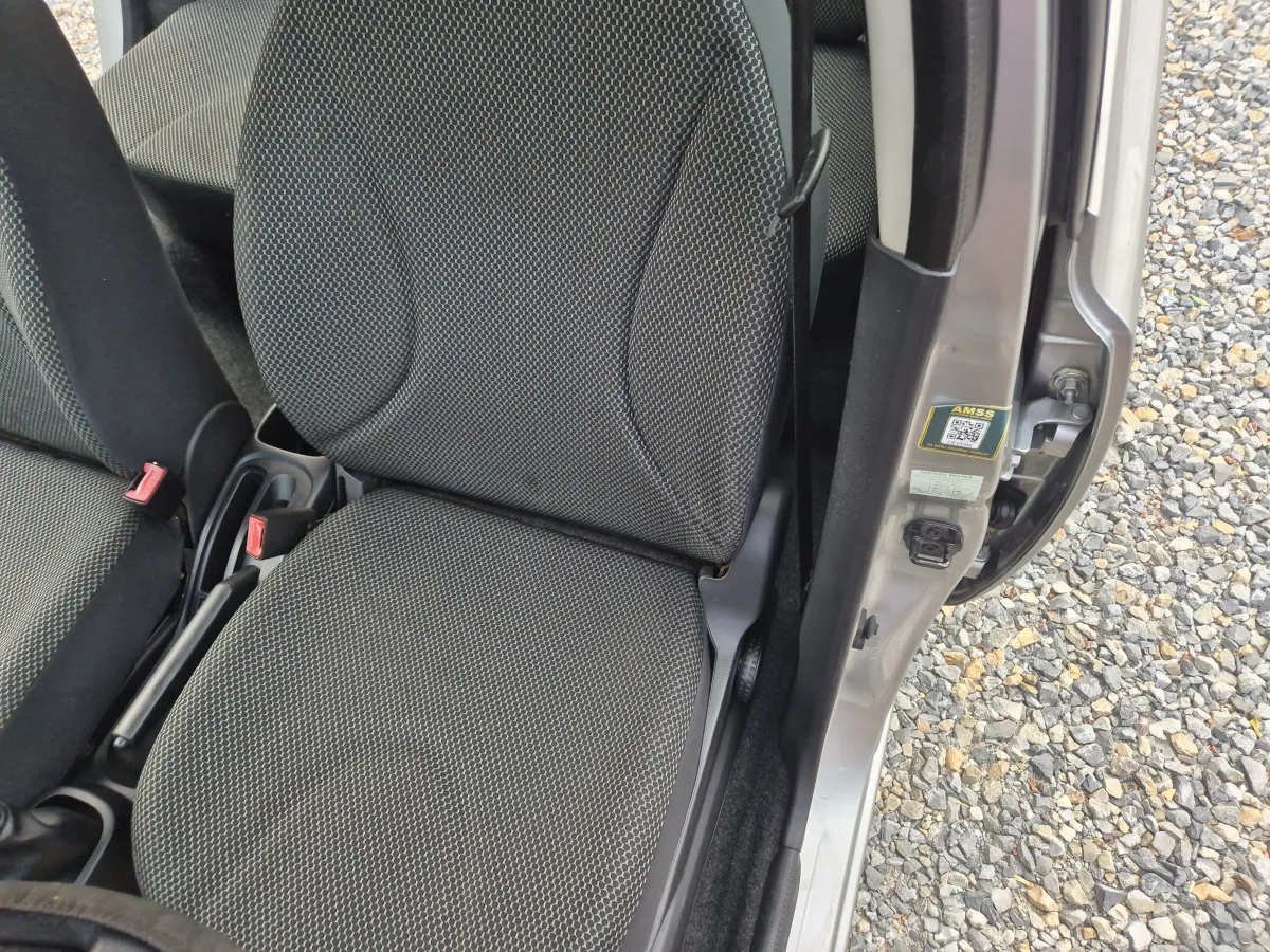 Nissan Micra 1.2 (2010) - slika 14