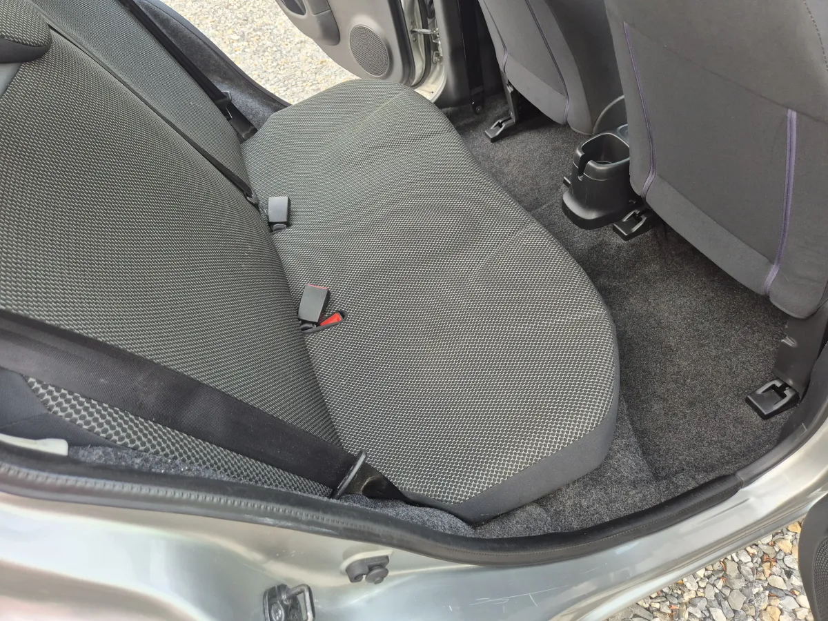 Nissan Micra 1.2 (2010) - slika 21