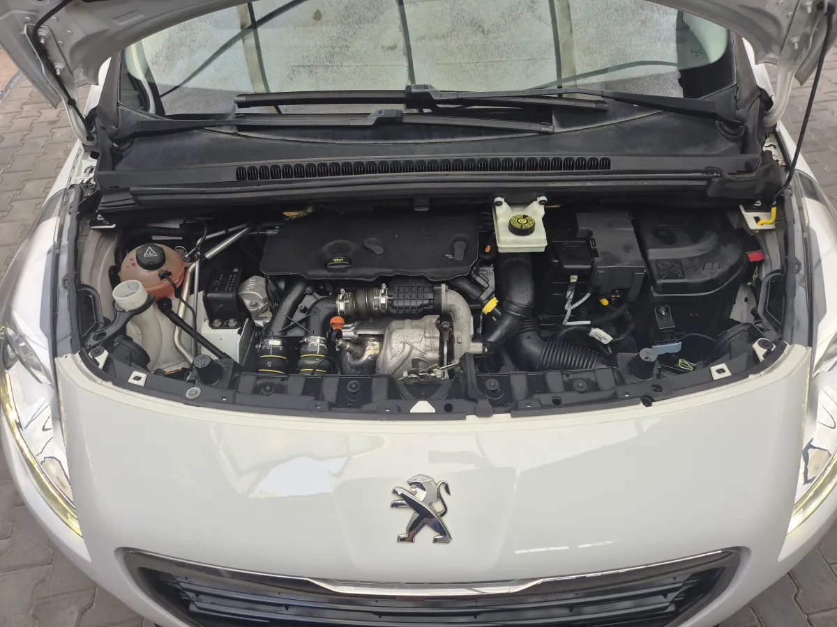 Peugeot 3008 1.6 HDI (2014) - slika 38